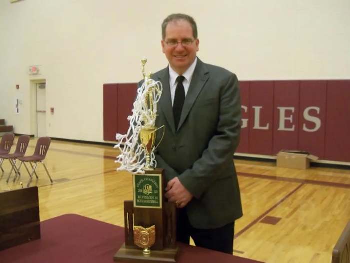 Vince Lombardo Bishop Watterson boys basketball 1